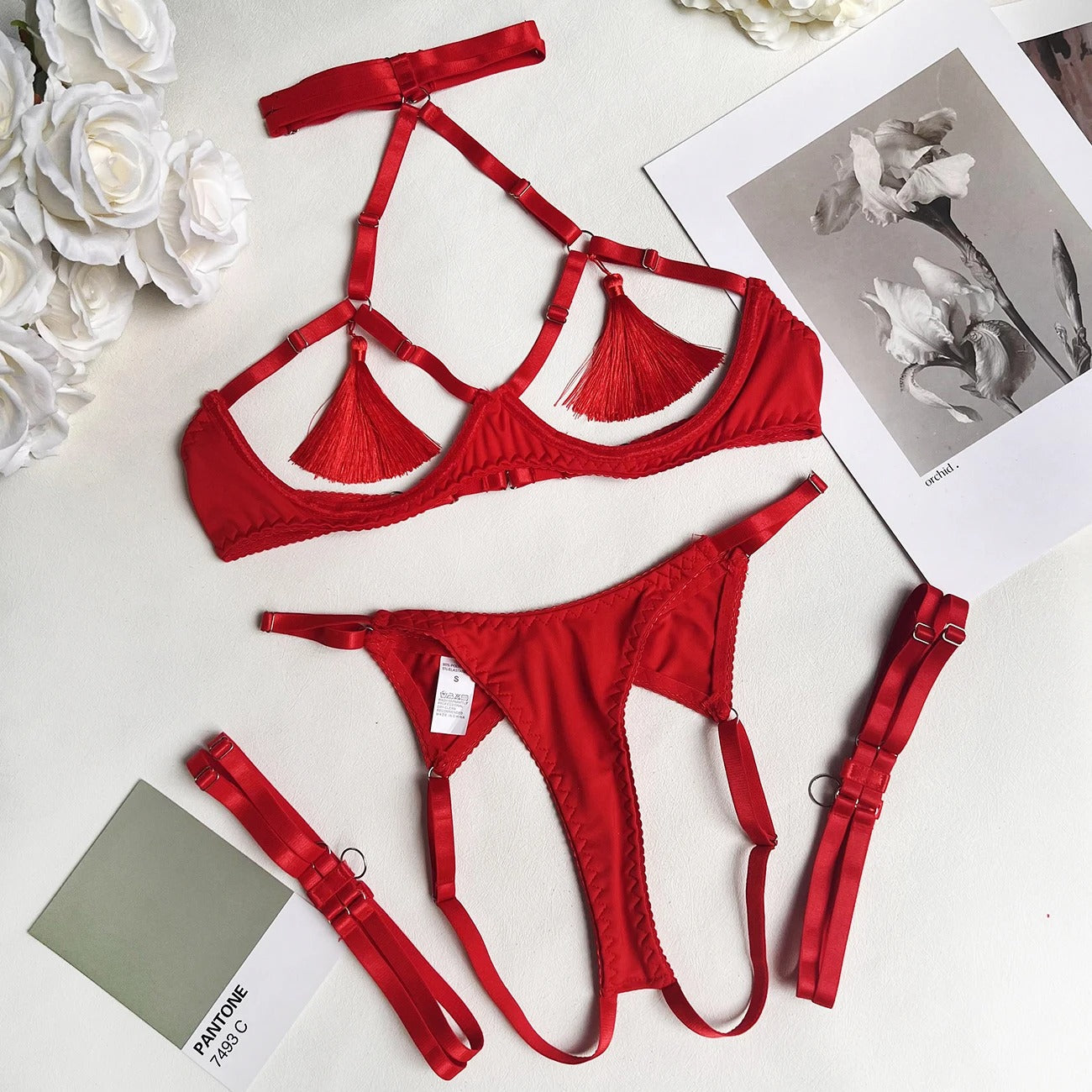 Nomi™ - Ensemble de lingerie Scarlet Seduction